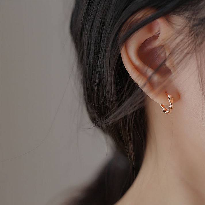 韓国ファッション SELCA-ツイストシンプルピアス-2023ss-ac36-05